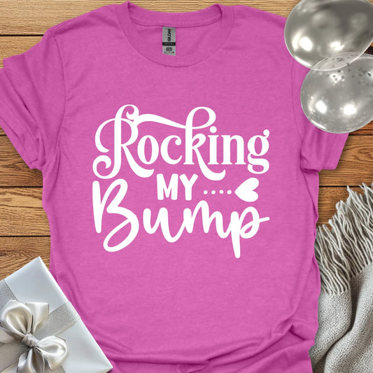 Rocking My Bump (heart) - Pregnancy T-Shirt